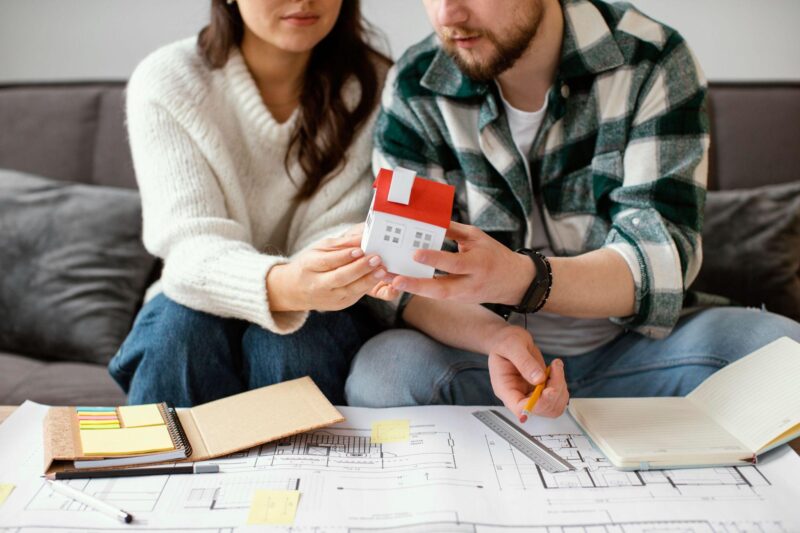 Tips to Choose the Right Homebuilders for Your Dream Home