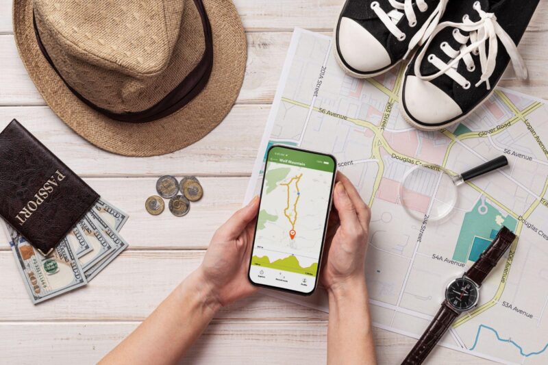 Planning a Connected Trip Abroad With the Right Mobile Technology Solutions